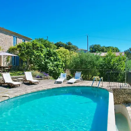 Bioclimatique, Piscine A Debordement *